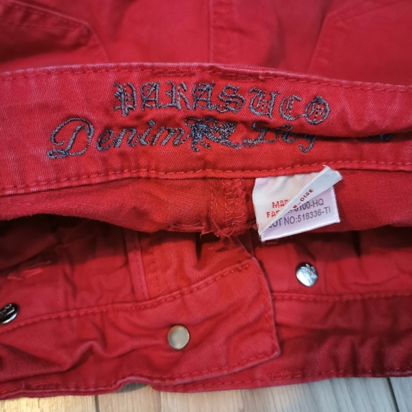 Shorts - Picture 3 of 3